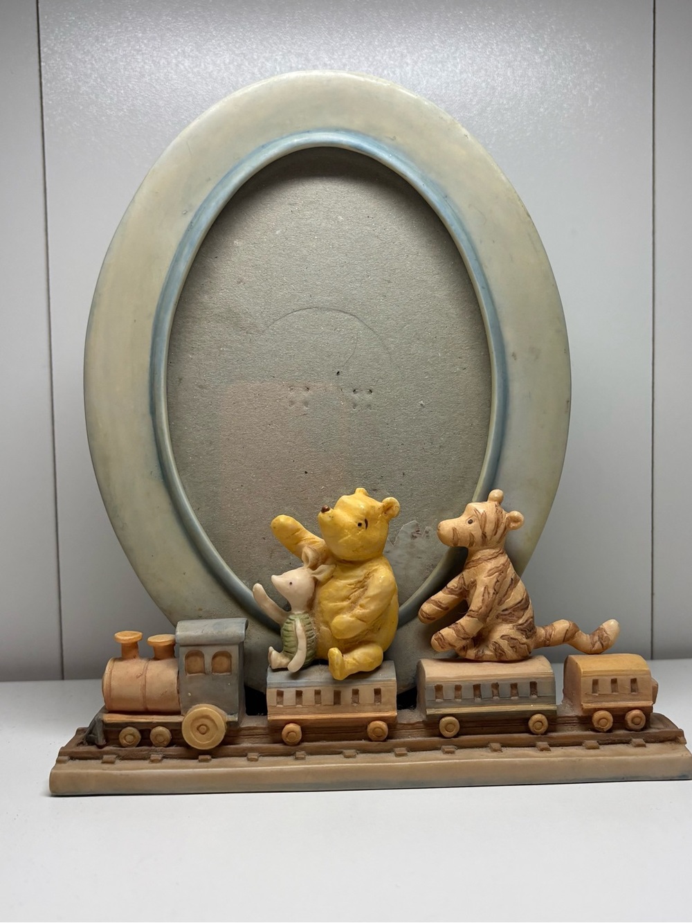 Charpente Vintage Disneys Winnie the Pooh w/ Tiger and Roo Picture Frame